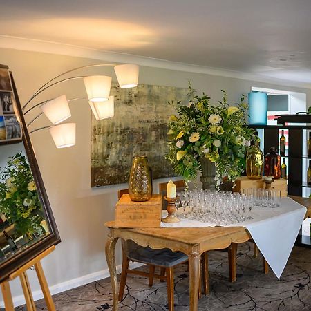Crouchers Hotel Chichester Buitenkant foto