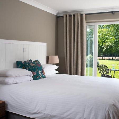 Crouchers Hotel Chichester Buitenkant foto