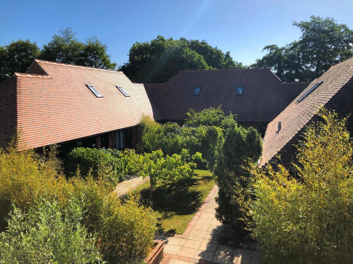 Crouchers Hotel Chichester Buitenkant foto
