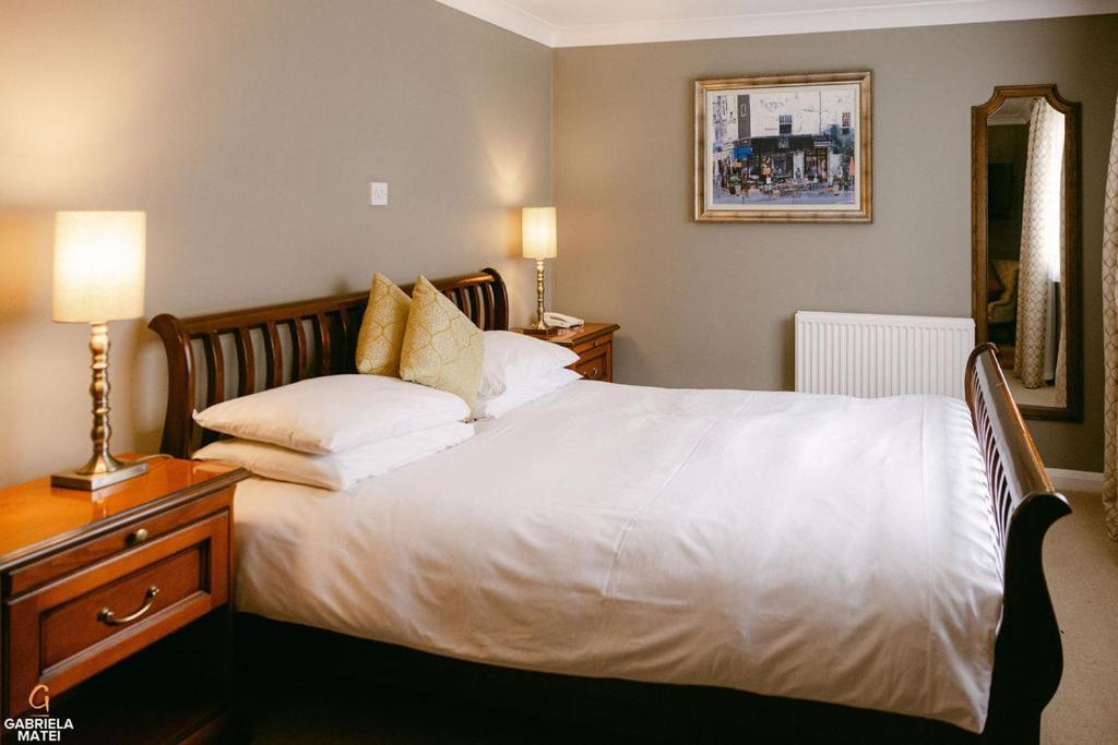 Crouchers Hotel Chichester Buitenkant foto