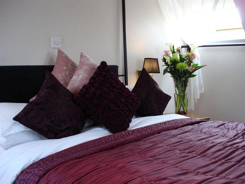 Crouchers Hotel Chichester Buitenkant foto