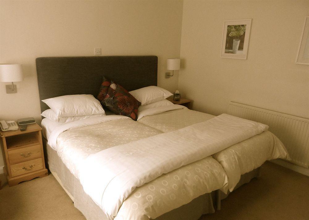 Crouchers Hotel Chichester Buitenkant foto